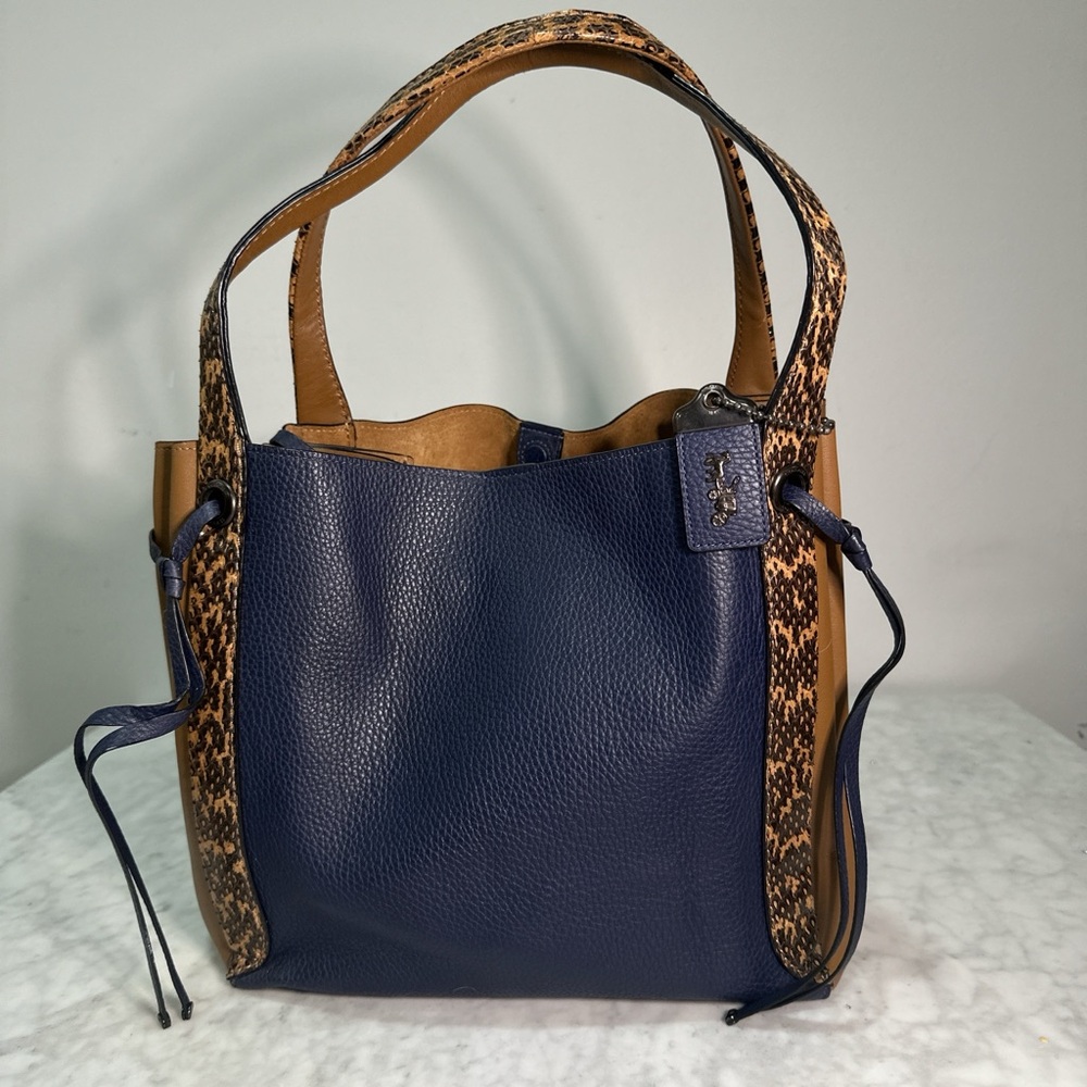 Coach Harmony Hobo 2018 Like New‎